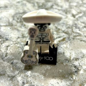 Disney 100 mini figure